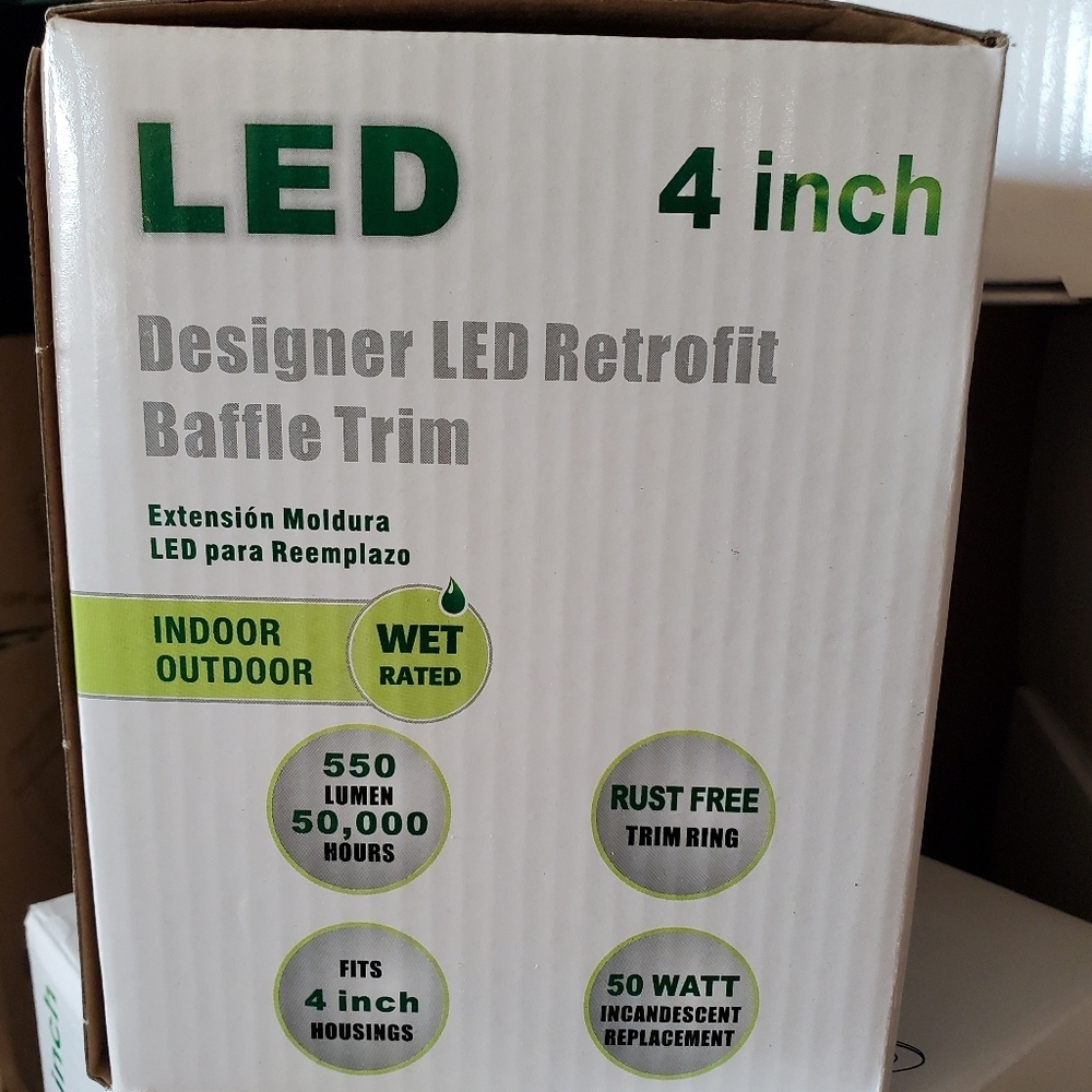 6 Pack of 4 Inch LED Recessed Round White Dimmable Retrofit Downlight